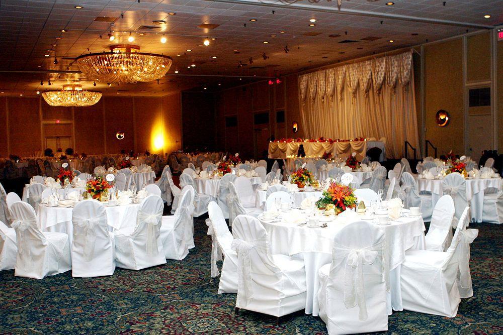 Wyndham Rochester Downtown Restaurang bild
